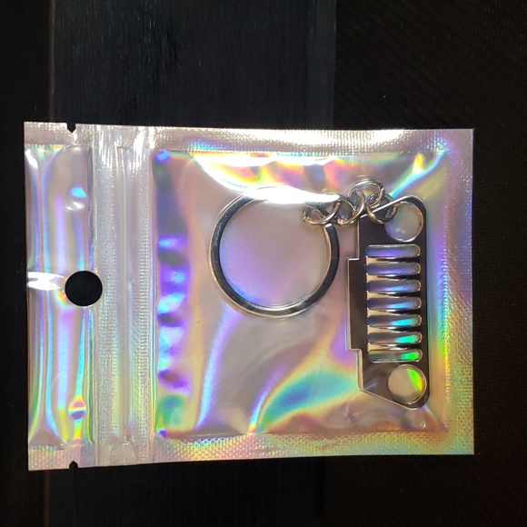 Jeep Grill Keychain - Chrome Look Finish - New in Package - Picture 6 of 6